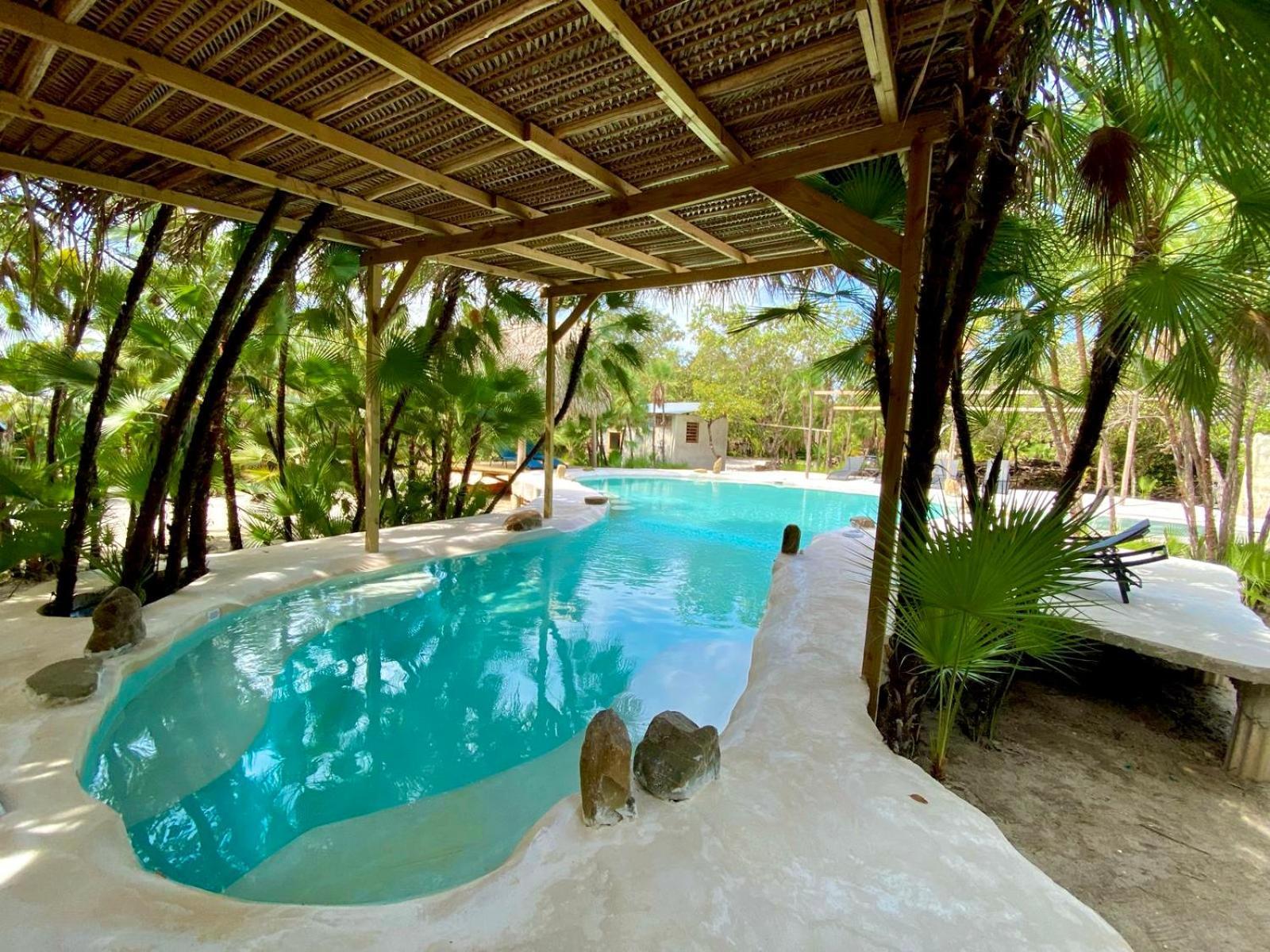 Kin Resort Lodge Maya Beach Dış mekan fotoğraf